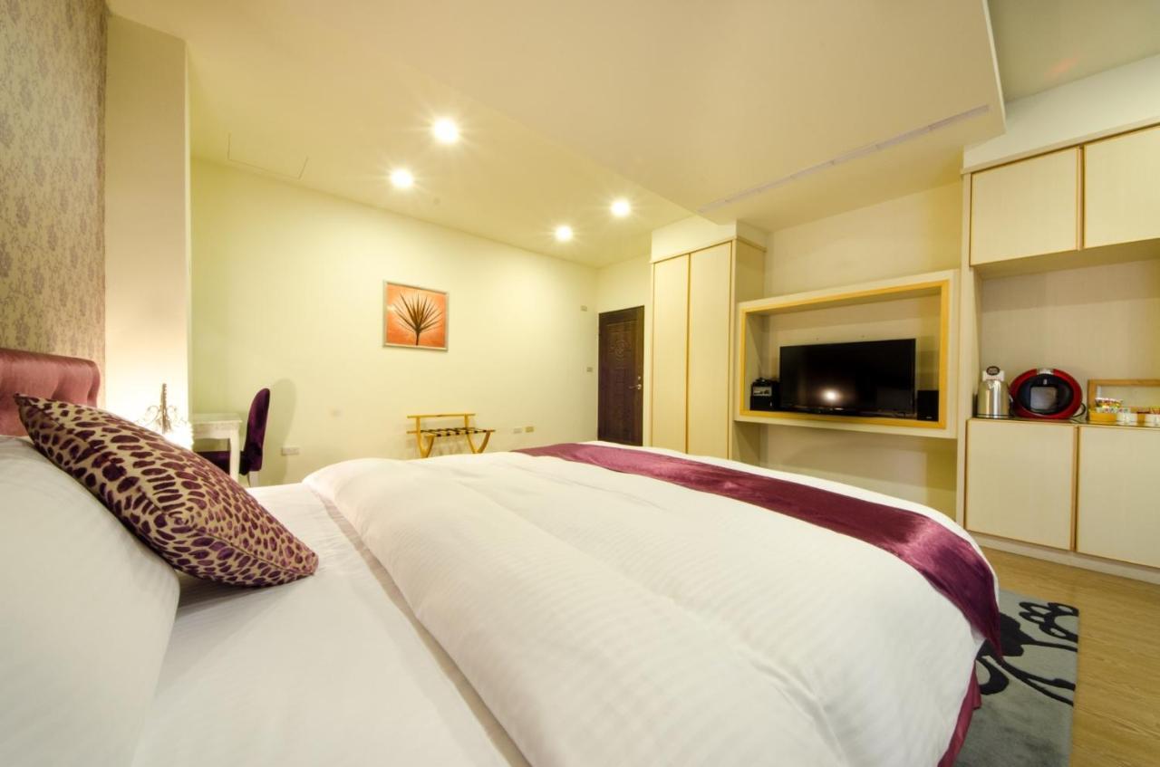 บูตชาร์ด วิลลา Bed & Breakfast หยูฉี ภายนอก รูปภาพ